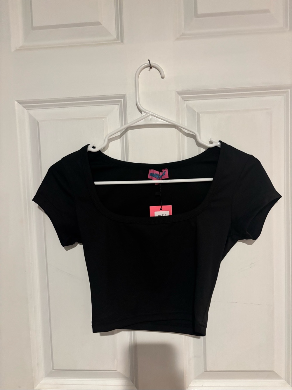 Edikted Black Scoop Neck Short Sleeve Crop Top